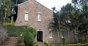 Kaivalyam Retreat Tree House Munnar